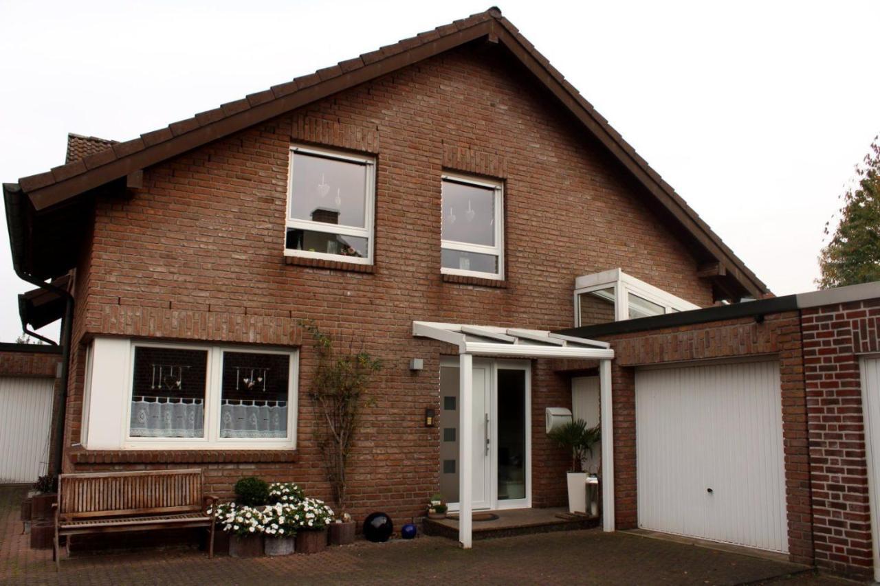 Appartement Wohnen In Einer Privatstrasse à Marl Extérieur photo